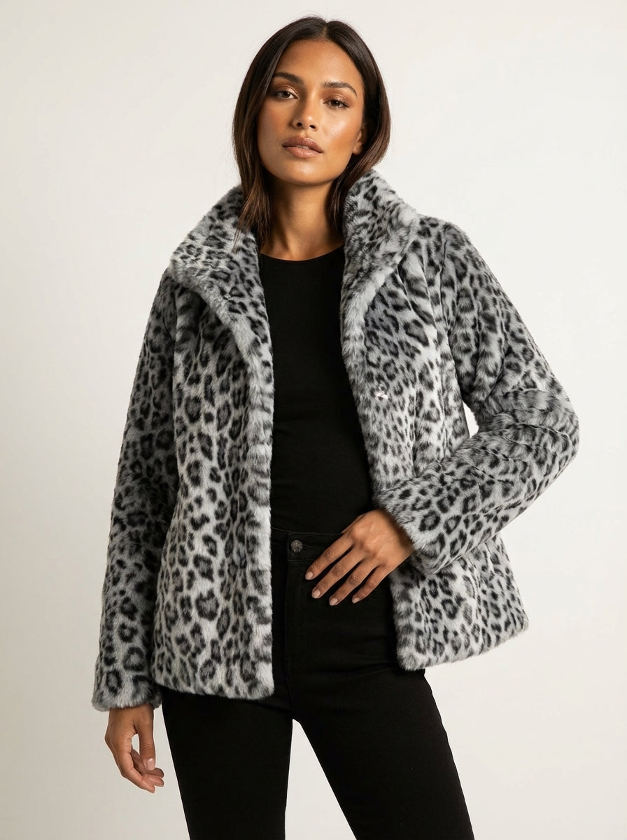 Elena Chaqueta de peluche para mujer con estampado de leopardo
