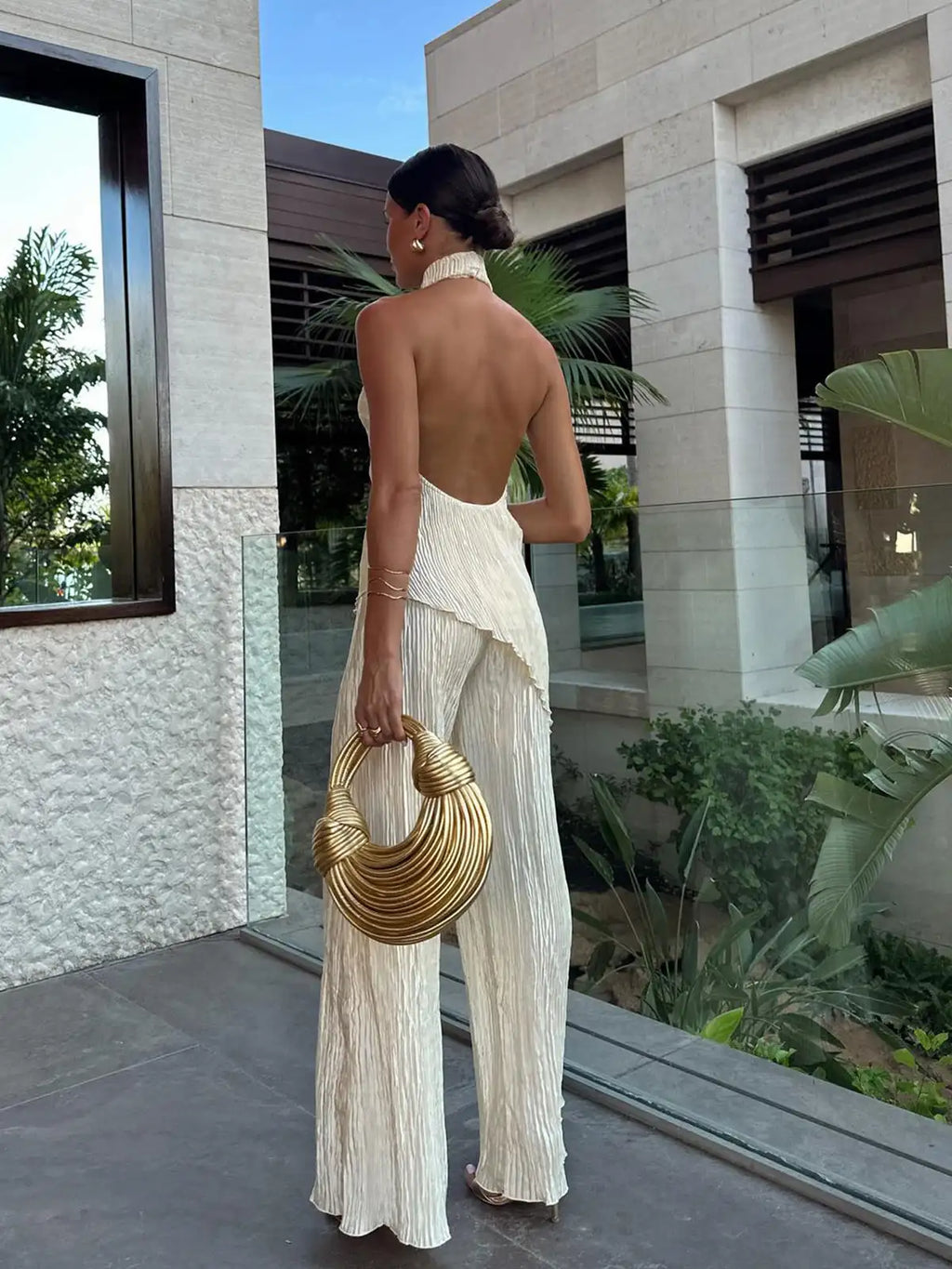 Solene Hart. – Golden Serenity Pleated Ensemble
