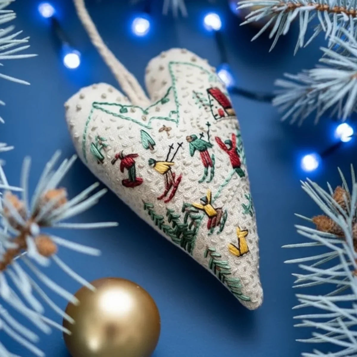 Christmas Embroidery Kit for Beginners with Heart-Shaped Ornament Fabric Thread and Hoop - Image 11