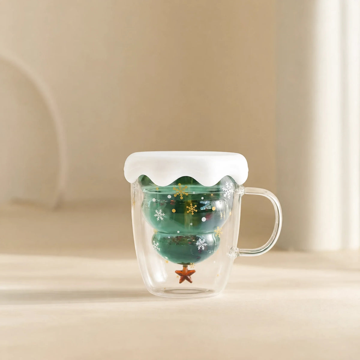 Double Wall Glass Mug with Christmas Tree Design Clear and Silicone Lid 300ml - Image 1